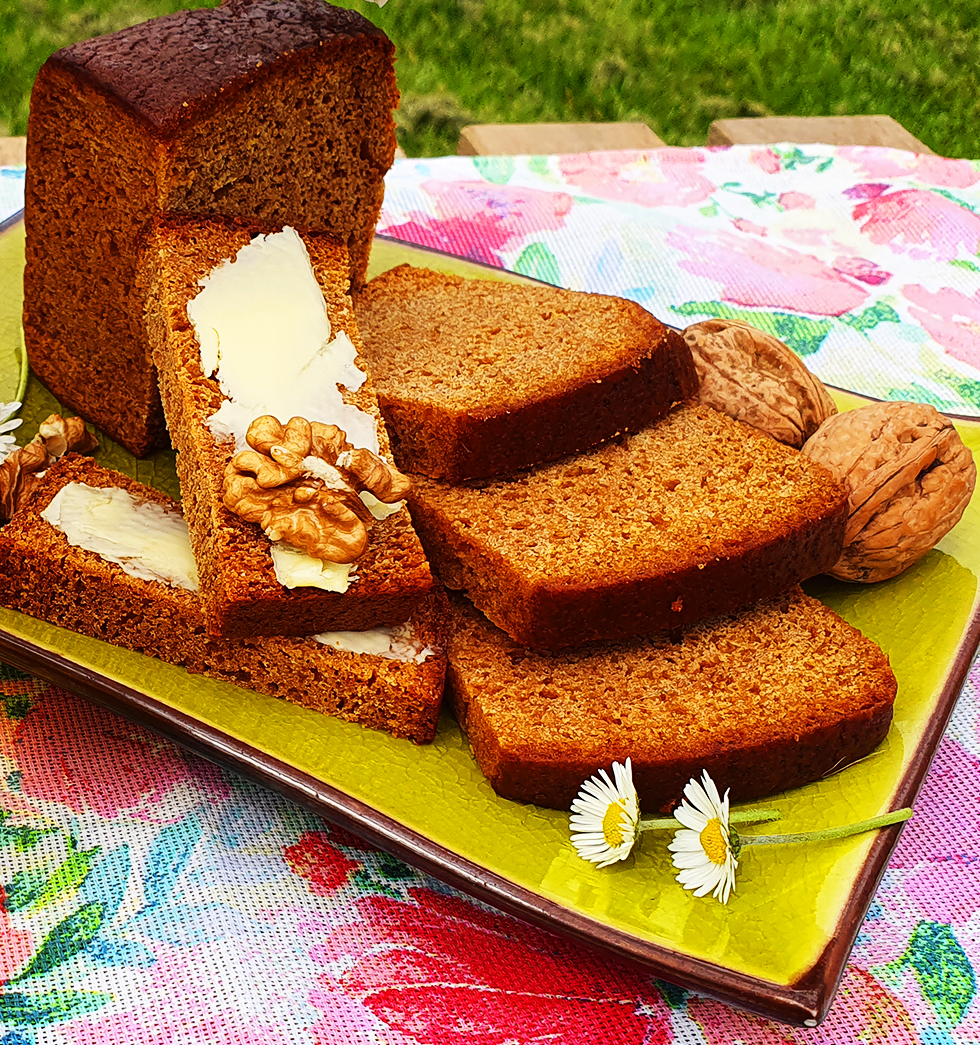 pain d'épices miel artisanal à savourer en toast foie gras, fromages ou confiture